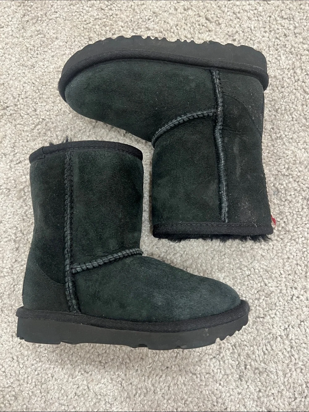 UGG classic short